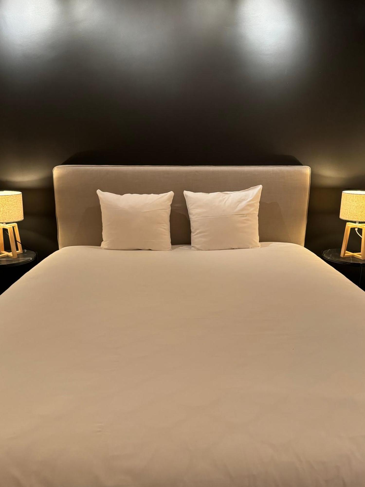 Luxury Apartment With Cosy Garden! Gent Bagian luar foto