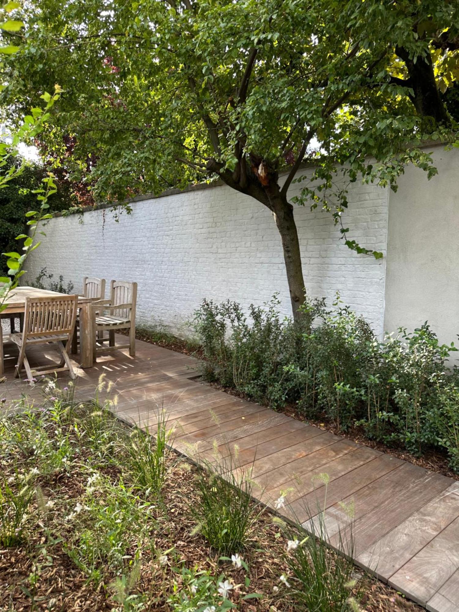 Luxury Apartment With Cosy Garden! Gent Bagian luar foto
